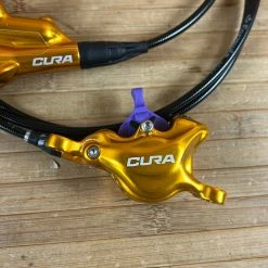 Formula CURA Scheibenbremse Gold VR Oder HR -Bremse Verkaufsgeschäft IMG 8679