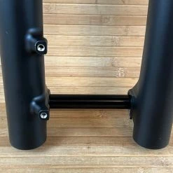 FOX 40 Casting / Lower 2021 27,5" Matte Black / Matt Schwarz -Bremse Verkaufsgeschäft IMG 9016 39bdf2f3 aa3e 472d aa38 c0e659424c3e