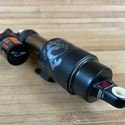 Fox Float X2 Factory Race 2021 2-POS 210 X 52.5mm Dämpfer -Bremse Verkaufsgeschäft IMG 9240