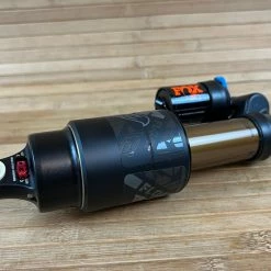 Fox Float X2 Factory Race 2021 2-POS 210 X 52.5mm Dämpfer -Bremse Verkaufsgeschäft IMG 9241