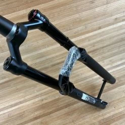 Manitou Mattoc PRO 27,5" / 160mm Federgabel -Bremse Verkaufsgeschäft IMG 9505